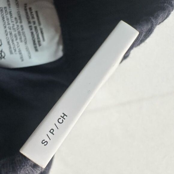 NWT NIKE Kids Girls  Black Loose Fit Shorts Running Athletic- Size Small - Picture 4 of 6